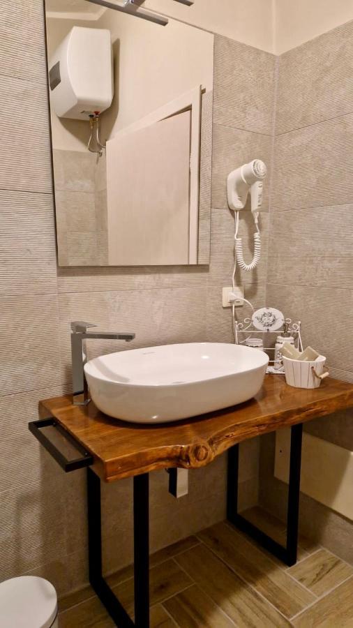 Hotel Domo 'E Sa Rosa Bosa Zewnętrze zdjęcie